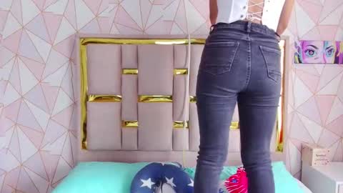 Nina Carther online show from March 12, 8:23 pm