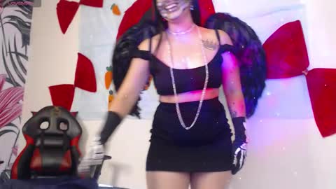 Nina online show from October 31, 8:53 pm