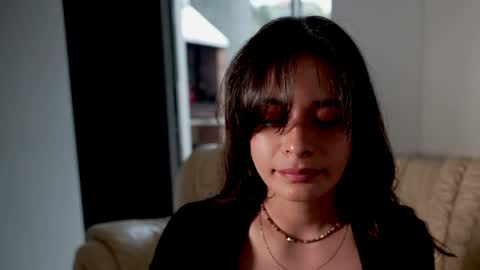 Nina J online show from May 7, 5:19 pm