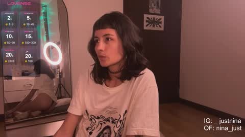 Snapshot of nina_just chatting on January 6, 9:54 pm Nina. online show from January 6, 9:54 pm