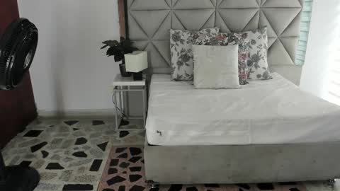  Nina  online show from October 10, 8:35 pm