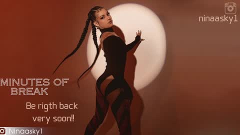 Snapshot of ninaa_sky chatting on January 23, 4:26 pm online show from January 23, 4:26 pm