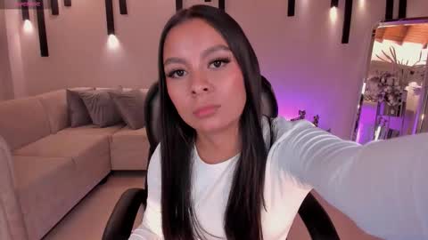 Nina online show from October 6, 5:03 am