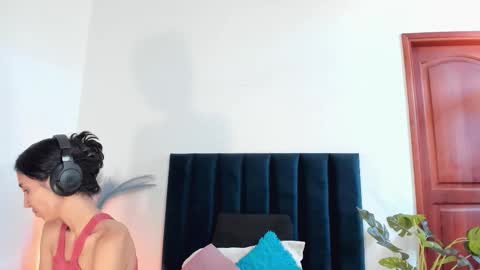 Nina online show from October 15, 6:42 pm