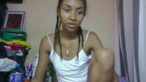 ninaeaa online show from May 4, 4:52 am