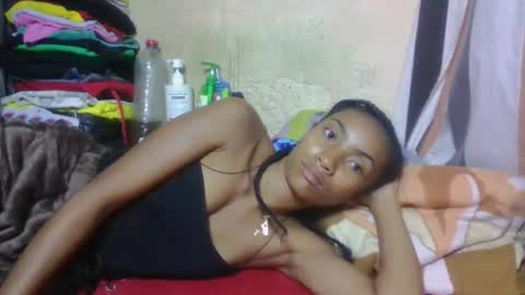 ninaeaa online show from April 15, 6:55 pm