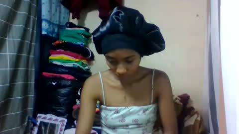 ninaeaa online show from May 22, 5:58 am
