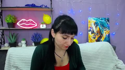 Snapshot of ninaflawlees chatting on January 21, 7:17 pm ninaflawlees online show from January 21, 7:17 pm
