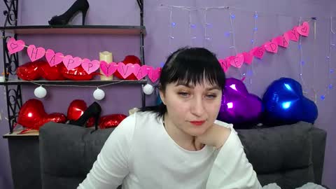 Snapshot of ninaflawlees chatting on February 5, 11:28 pm ninaflawlees online show from February 5, 11:28 pm