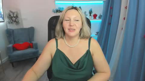 ninastarle online show from March 4, 12:24 pm