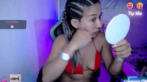 ninatinydoll1 online show from October 12, 9:46 am