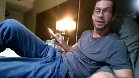 nineinchbronco online show from October 11, 12:21 pm