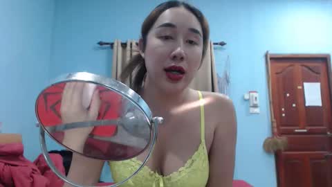 ninew online show from October 4, 8:39 pm