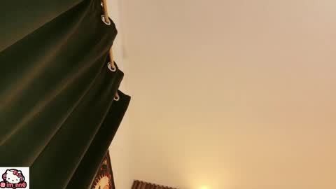 Nina online show from March 4, 1:52 pm