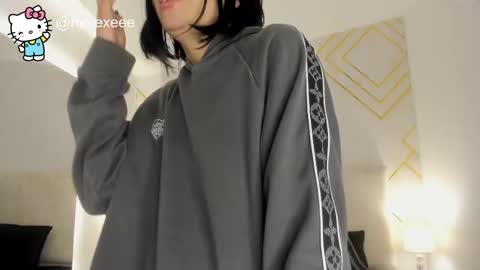 nioki_ online show from February 25, 7:34 am