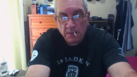 Dennis online show from October 14, 3:59 pm