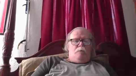 Snapshot of nipplechaser chatting on February 24, 6:36 pm nipplechaser online show from February 24, 6:36 pm