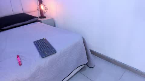 NiraLux online show from October 22, 1:24 pm