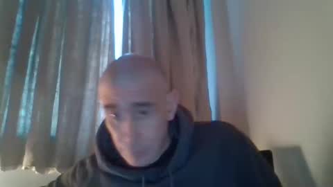 nirevess online show from January 6, 3:40 pm