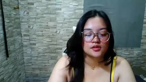 Snapshot of nitchiefucker chatting on September 15, 2:51 pm Nadz online show from September 15, 2:51 pm