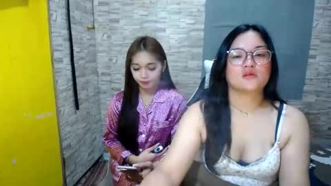 Snapshot of nitchiefucker chatting on September 17, 3:26 pm Nadz online show from September 17, 3:26 pm