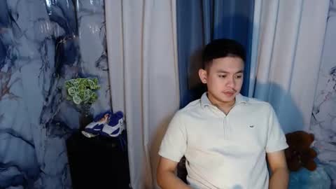 Snapshot of njay_16 chatting on September 17, 1:36 pm njay_16 online show from September 17, 1:36 pm