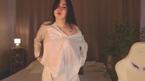 nnelle_new online show from February 19, 9:19 am