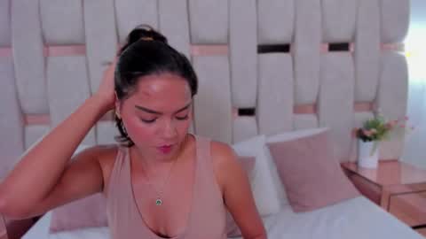 Noa online show from October 20, 9:31 pm