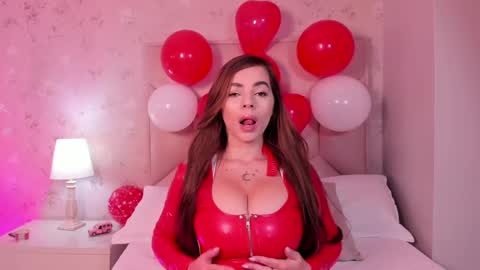   ambarsulliva  online show from February 14, 12:03 pm