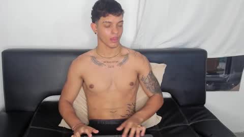 noah_brow online show from September 29, 11:37 pm