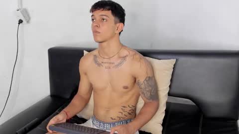 Noah online show from October 17, 8:13 pm