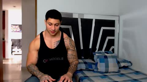 Noah Harris01 online show from February 25, 3:26 pm