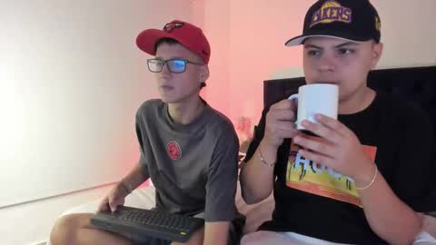 Noah Jayden online show from October 1, 7:57 pm