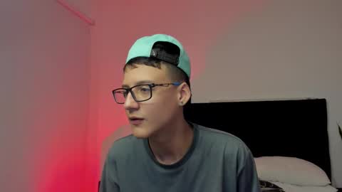 Noah Jayden online show from September 25, 11:01 pm