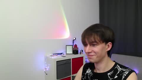Snapshot of noah_lawson chatting on September 17, 6:33 pm noah_lawson online show from September 17, 6:33 pm