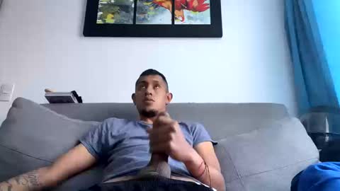 Snapshot of noah_roberts_ chatting on October 14, 9:51 pm Noah online show from October 14, 9:51 pm