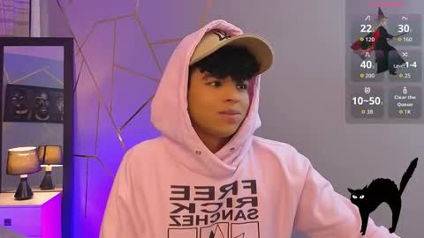 noah_smith04 online show from October 27, 3:23 pm