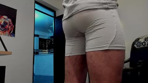 LIAM- noah online show from December 26, 12:38 pm