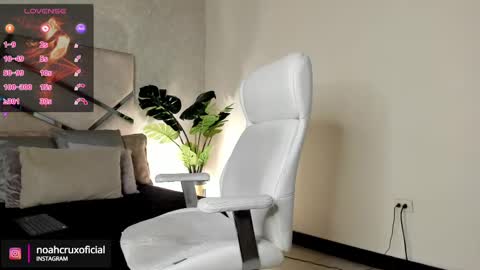 Noah online show from February 10, 12:08 pm