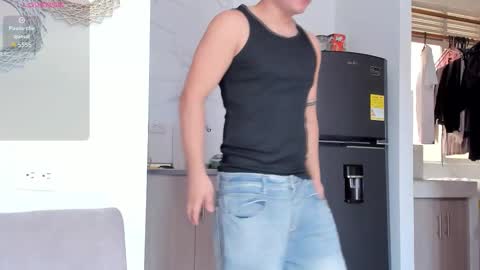 NoahVence online show from February 28, 6:23 pm