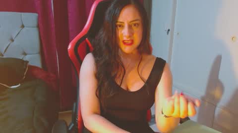Snapshot of noamartin_ chatting on September 10, 11:28 pm Noamartin online show from September 10, 11:28 pm