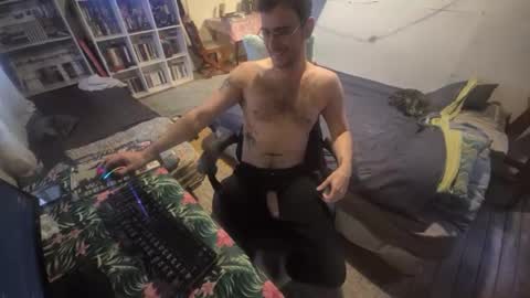 Noeliswaifu online show from July 10, 8:46 pm