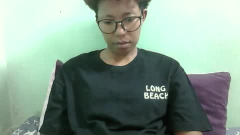 noella711128 online show from October 24, 6:47 am