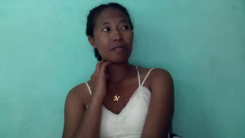 noellah online show from March 10, 8:01 pm