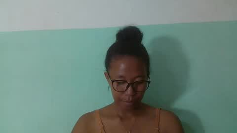 noellah online show from March 3, 5:52 pm