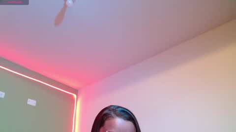 Snapshot of noha_thomson chatting on January 24, 9:47 pm Noha Thomson online show from January 24, 9:47 pm