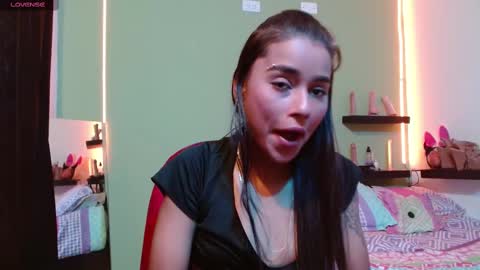Snapshot of noha_thomson chatting on February 12, 5:37 pm Noha Thomson online show from February 12, 5:37 pm