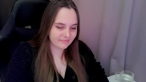 noir_ember_ online show from March 15, 3:48 pm