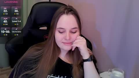 noir_ember_ online show from March 22, 4:55 pm