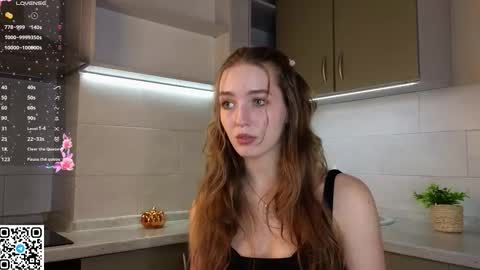 Sophie online show from March 4, 7:49 am